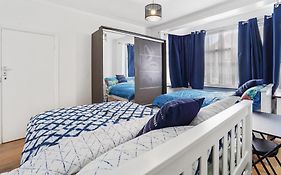 Cosy N22 Apartment Sleeps 6