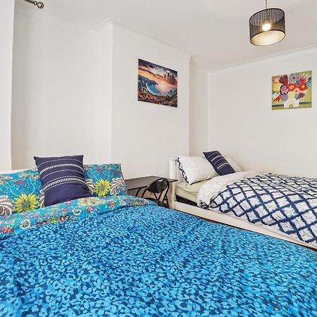 Cosy N22 Apartment Sleeps 6 London Exterior photo
